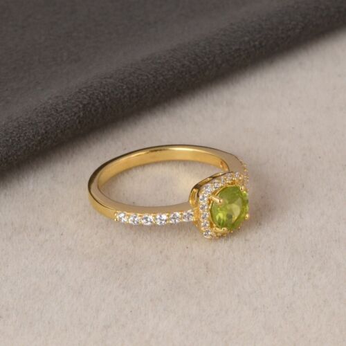 Natural Peridot Gemstone Engagement Wedding Ring 10k Solid Yellow Gold Ring - Picture 2 of 5