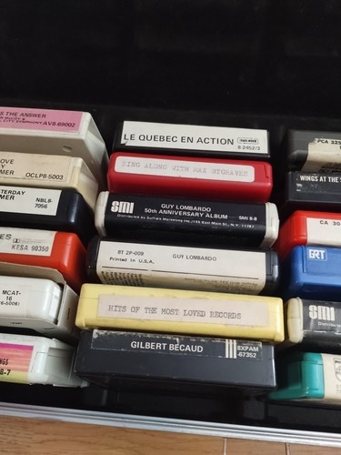 Lot of 24 Vintage 8 Track Tapes AND CASE - UNTESTED - Mixed Music - Picture 4 of 7