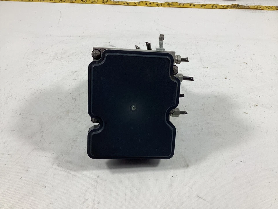 Bomba de freno antibloqueo Nissan Altima 2014-2016 ABS 2265106455 OEM. Foto 2 de 4