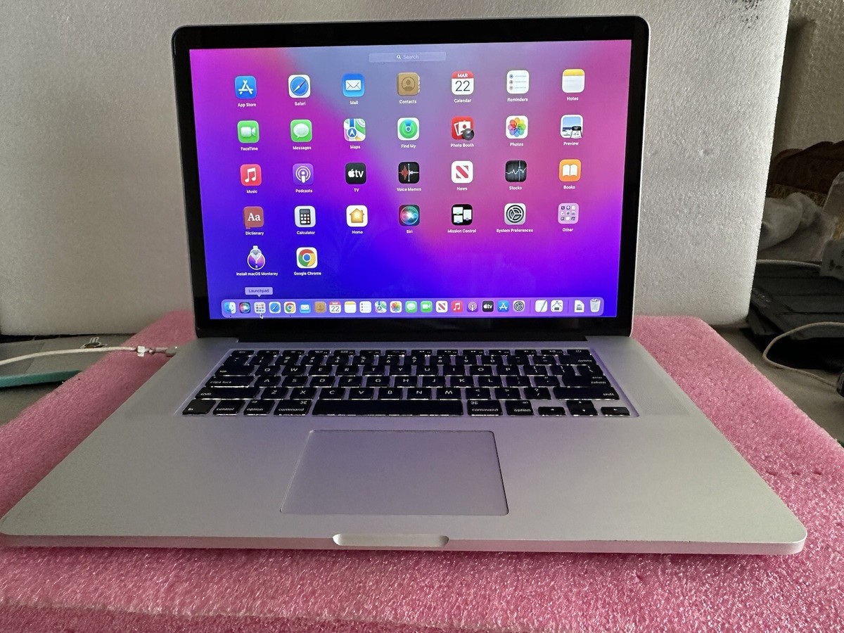 MacBook Pro(Retina,15インチ,Mid 2015)256GB/16GB〈MJLQ2J/A MacBook Pro(Retina,15インチ,Mid 2015)256GB/16GB〈MJLQ2J/A