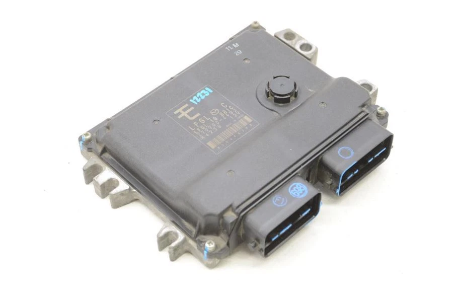 2011-2012 Mazda Mx-5 Miata NC Automatic Engine Control Module LFGL18881C - Image 2 of 4