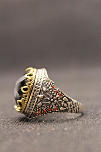 Men's Ottoman-Style Ring with Large Faceted Black Stone – Gold Claw Bezel & Orna - Picture 4 of 6