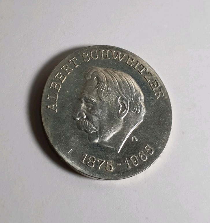 1975 Germany Silver 10 Mark Albert Schweitzer 62.5 % Silver