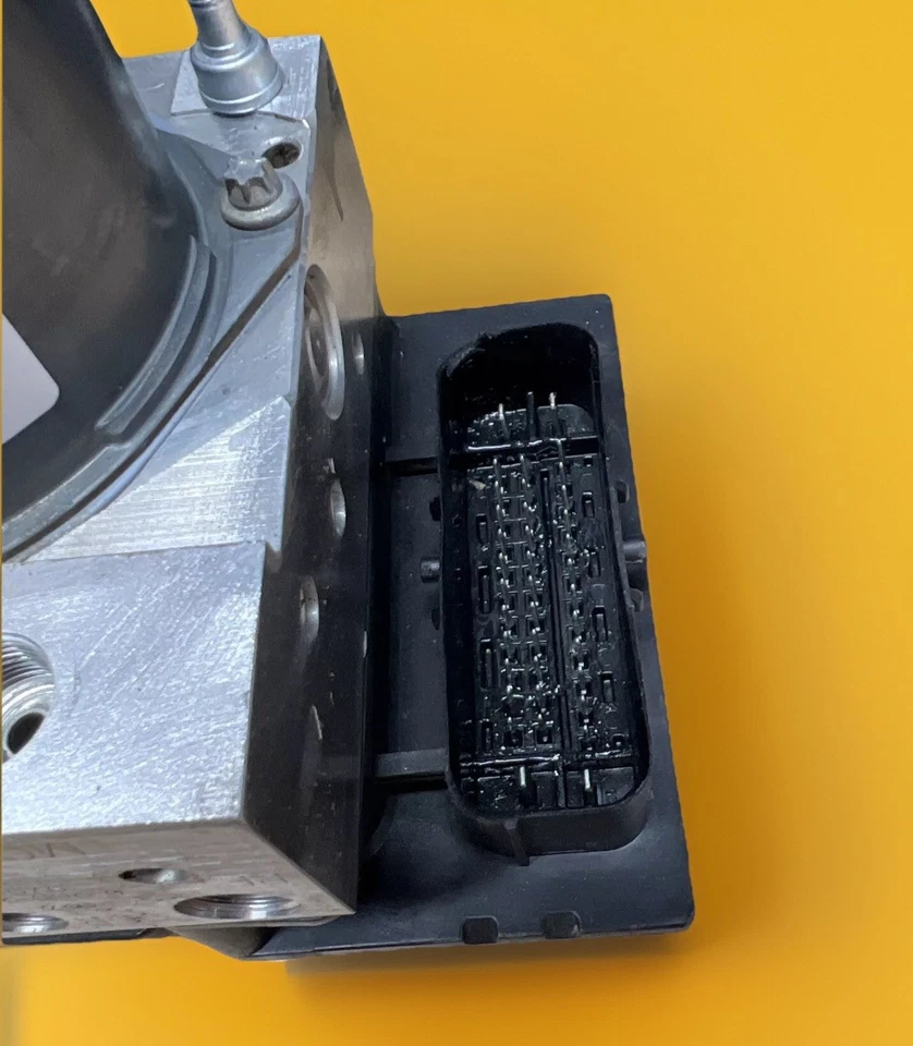 Módulo de bomba de freio ABS recondicionado 2007 - 08 Saturn Outlook GMC Acadia | 25812783 - Imagem 3 de 4