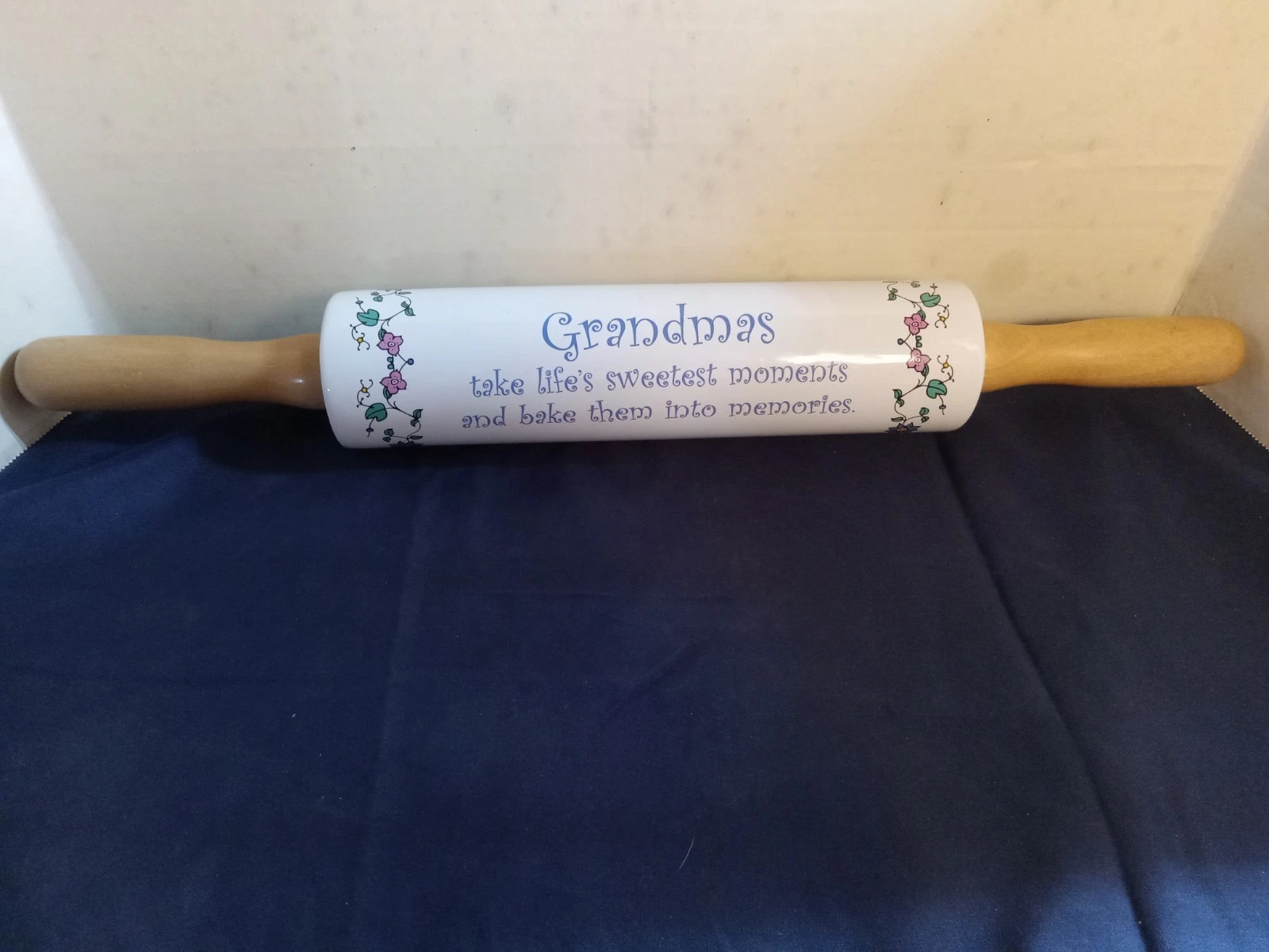 Vintage 2003 Abbey Press Rolling Pin with Wooden Handles~ Grandma Them & Flowers