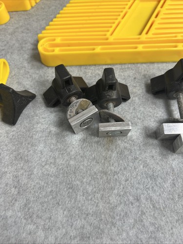 Lot of 7 Featherboards & 10 Screw Clamps Wood Working Table Saw - Picture 3 of 18