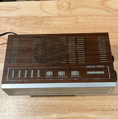 VTG 70's-80's YORX Model R5144A AM/FM Digital Alarm Clock Radio Works RETRO - Picture 2 of 6