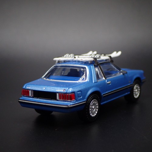 1981 81 Ford MUSTANG Coupé Ghia Fox Cuerpo 1:64 Escala Diorama Coche Modelo - Imagen 7 de 7