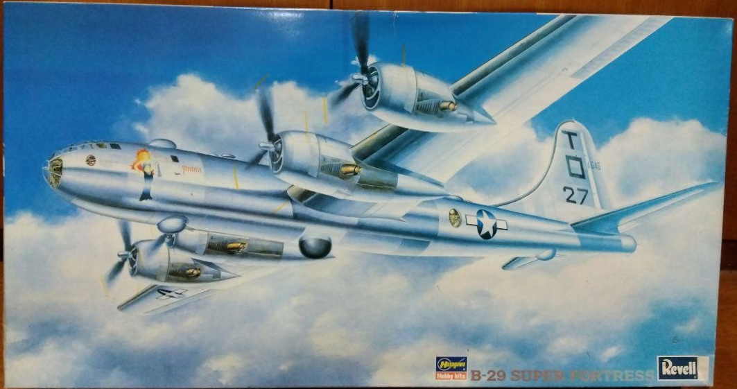 B-29 SUPERFORTRESS 1/48 プラモデル　ハセガワ Hasegawa B-29 Super Fortress Model Kit 1/48 Used with Decal Stains