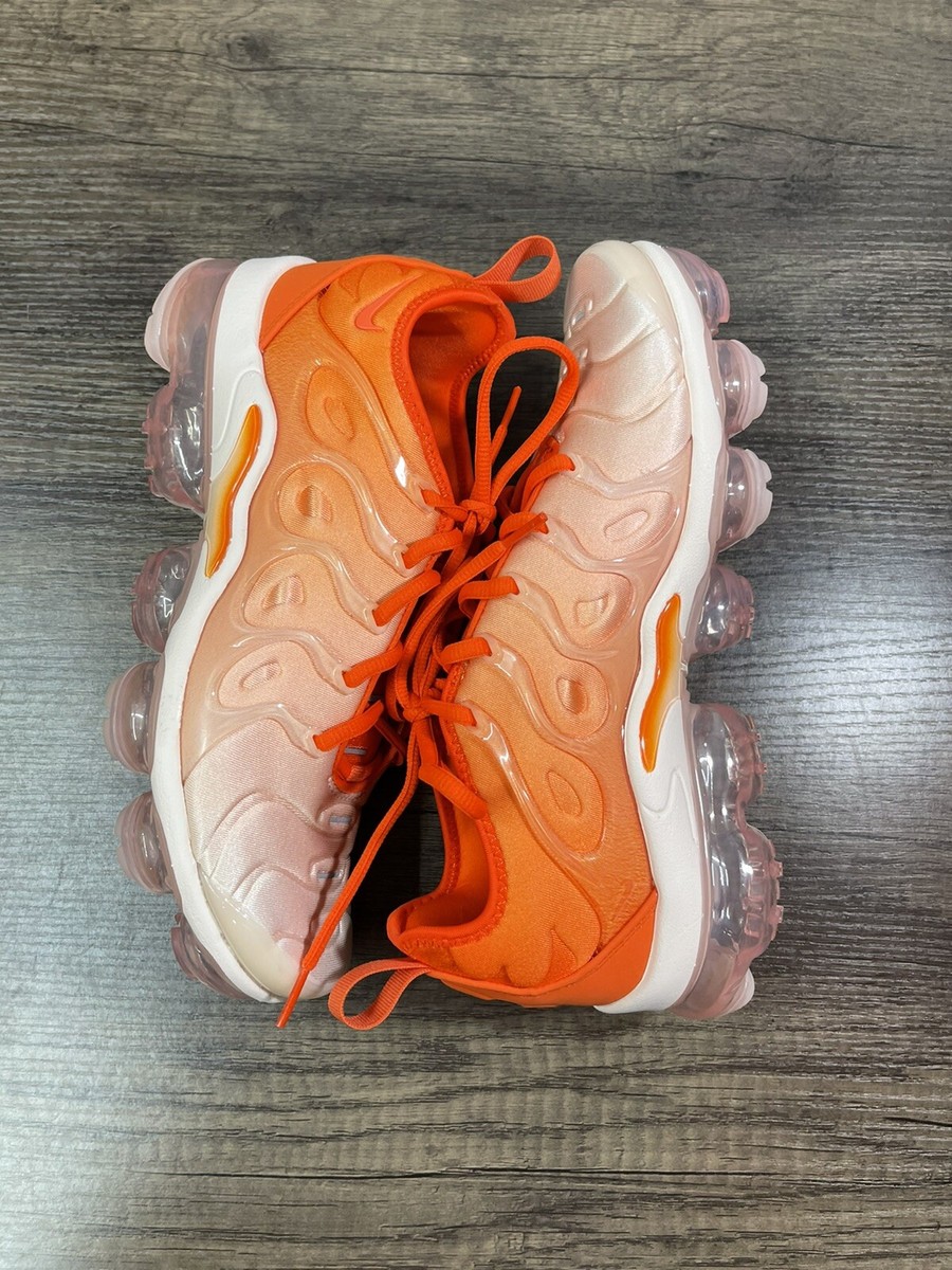 size 8.5 vapormax plus women's
