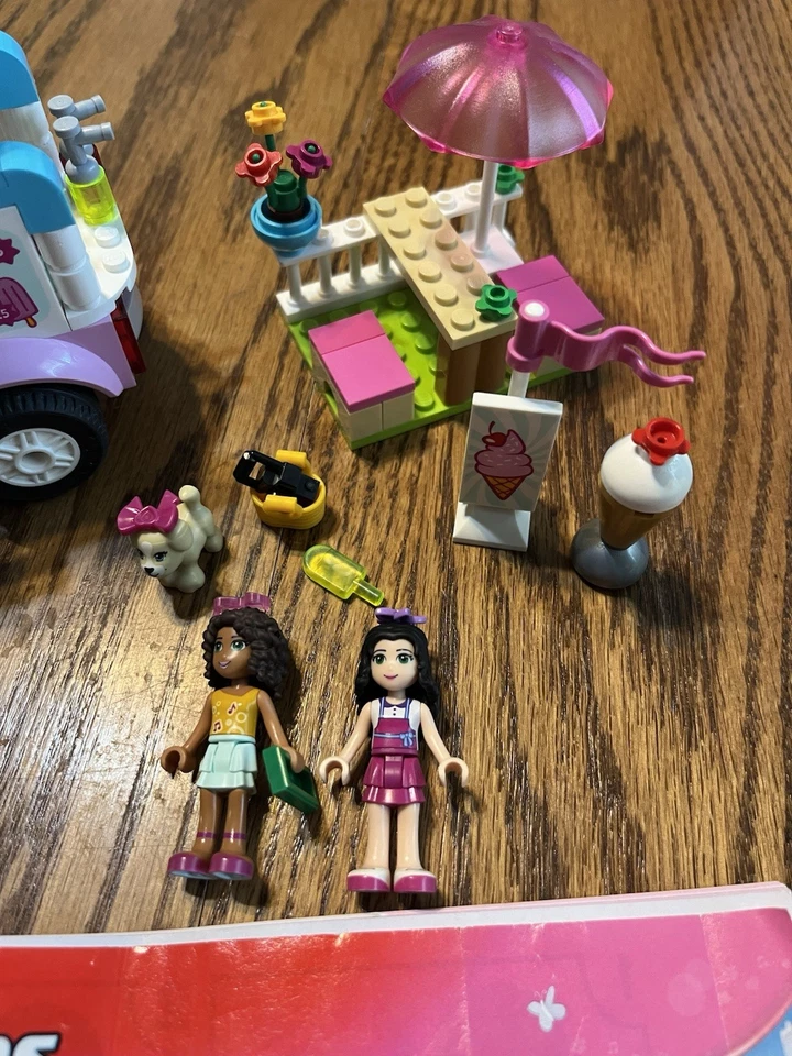 LEGO 10727 Friends JUNIOR EMMA'S ICE CREAM TRUCK 100% Complete With Figs And Man - Image 2 of 4