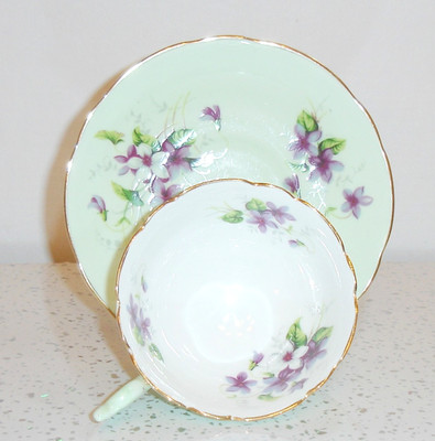 Tasse & Untertasse Bone China Schrank Set Veilchen HEATHCOTE 1920er VINTAGE ENGLAND