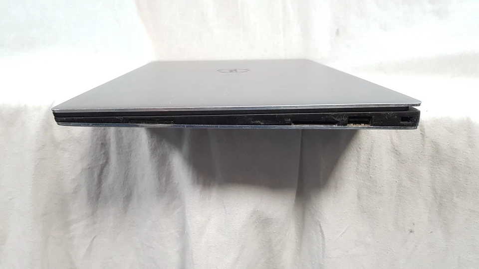 READ! Dell xps 13 9360 13.3" Laptop Intel Core i7-8550U 8GB 256GB SSD, NO OS - Image 2 of 4