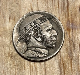 1925 HAND CARVED HOBO NICKEL MAN IN HAT