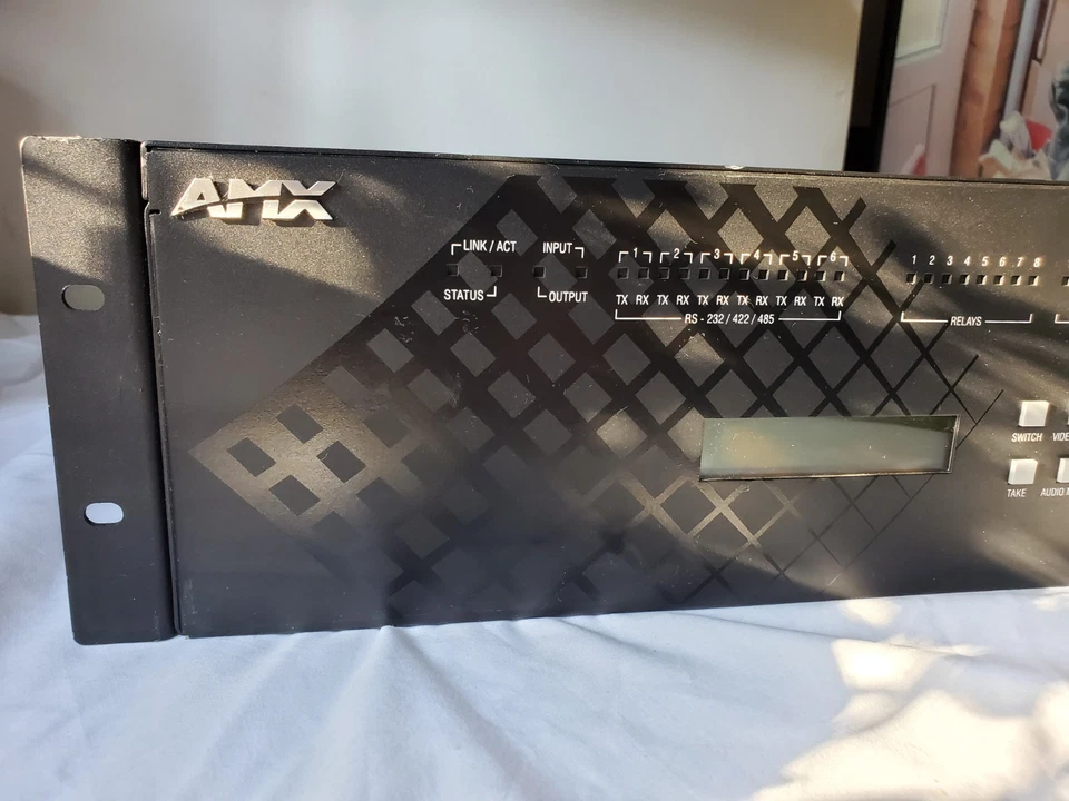 AMX DVX-3156HD-SP  / FG  1905 22 - 10x4 All In One Presentation Switcher  - Image 3 of 4