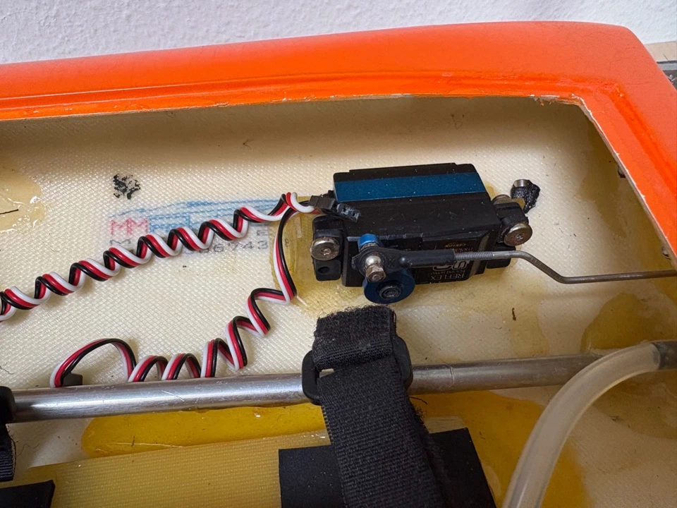 RC Speedboot MHZ GFK Brushless Motor ROBBE / Regler HobbyWing 120Amp schnell - Bild 4 von 4