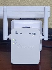 NETGEAR UNIVERAL WIFI RANGE EXTENDER MODEL WN3000RPv3 TESTED WORKING A4.10