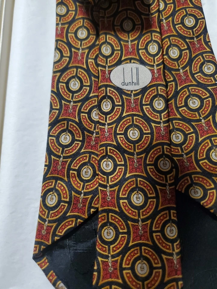 Corbata de seda Dunhill negra dorada marrón geométrica para hombre Inglaterra 57 x 3,5/8 Foto 4 de 4