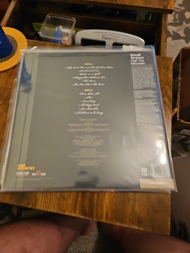 STURGILL SIMPSON - HIGH TOP MOUNTAIN LP 10TH ANNIV. LTD ED VMP 180GM COKE VINYL - Picture 4 of 4