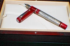 MONTEGRAPPA  Ltd Ed Fountain Pen Singapore Living Harmony,18 KT Nib-M. #146/500