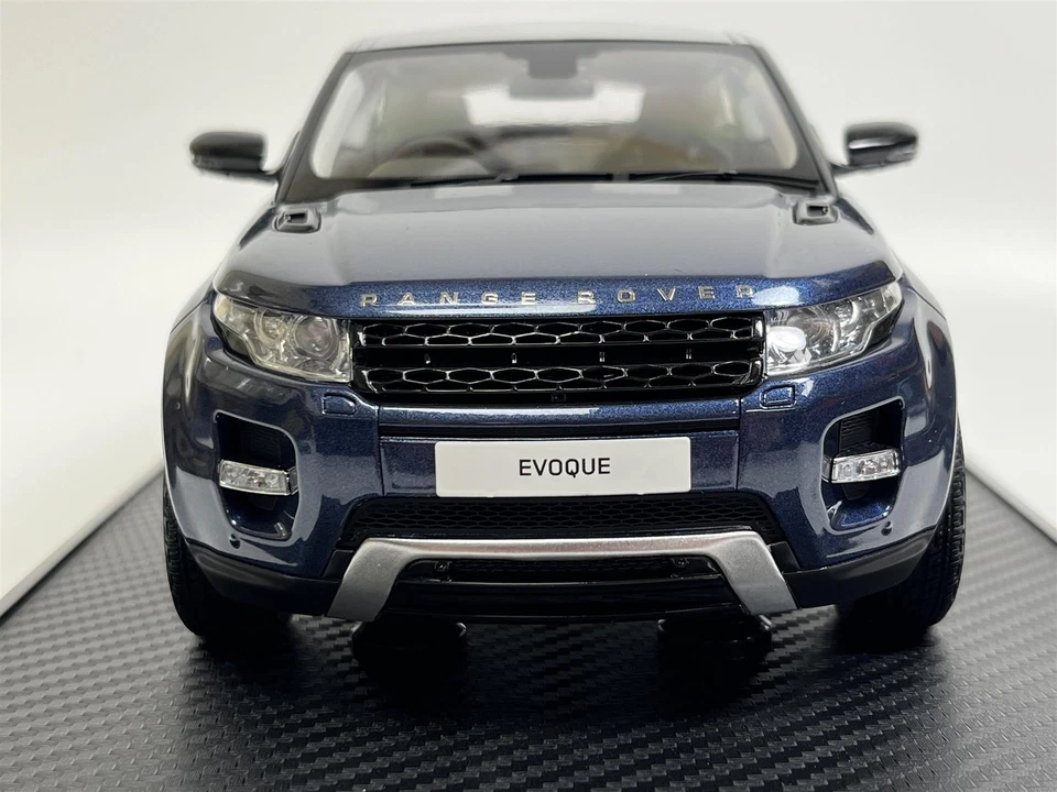 Range Rover Evoque 2011 Baltic Blue 1:18 Scale Century Dragon LRDCAREBB118 - Image 3 of 4