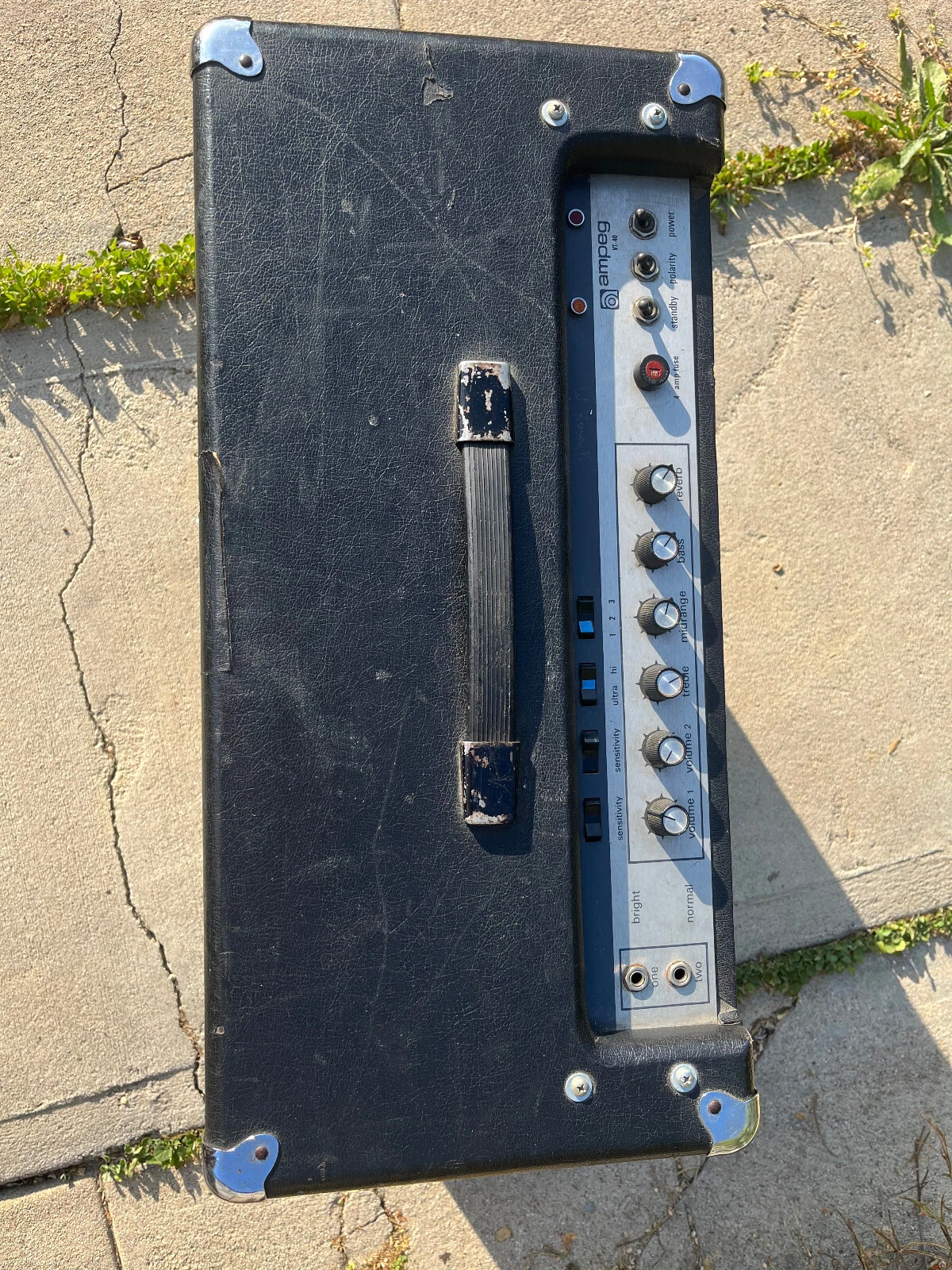Picture 2 of 11