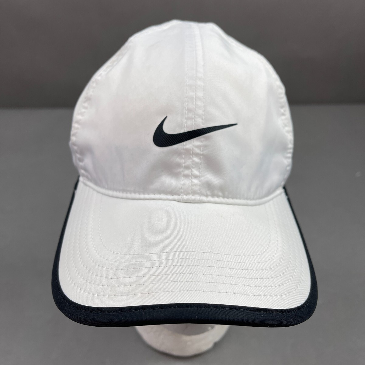 【NIKE】BTC Featherlight Running Cap Bowerman Featherlight Running Cap Nike Anthracite limited