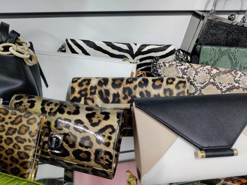 Caja de muestra de accesorios - bolsos, bolsos y carteras lote de trabajo al por mayor - Imagen 7 de 8