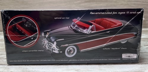 Moebius 1204 1952 Hudson Hornet Convertible 1:25 Plastic Model Kit - Picture 7 of 7