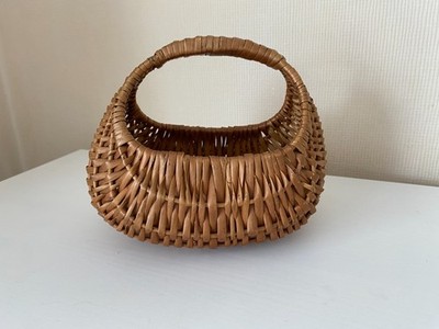 Vintage 30er Jahre kleiner handgewebter Gondel Weidenkorb - Halbmondform 19 cm