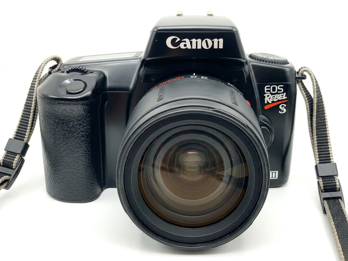 Canon EOS Rebel S II + Tamron 28-200 mm f/3.8-5.6 kit set fotocamera reflex analogica 35 mm
