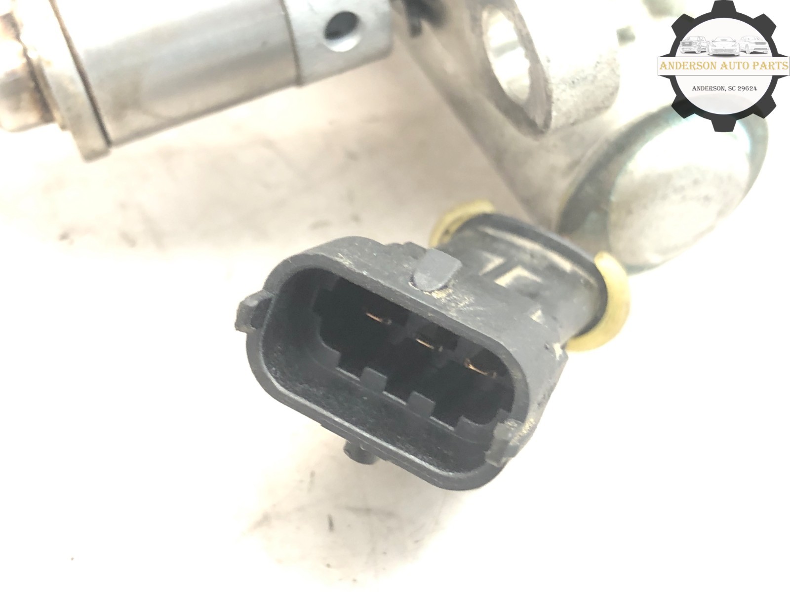 2014-2020 MASERATI QUATTROPORTE 3.8L V8 ENGINE FUEL RAIL LINE W/ INJECTORS OEM