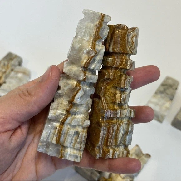 Vintage Mexican Aztec Stone Marble Chess Pieces 16 Set Complete Brown Grey White - Image 2 of 4