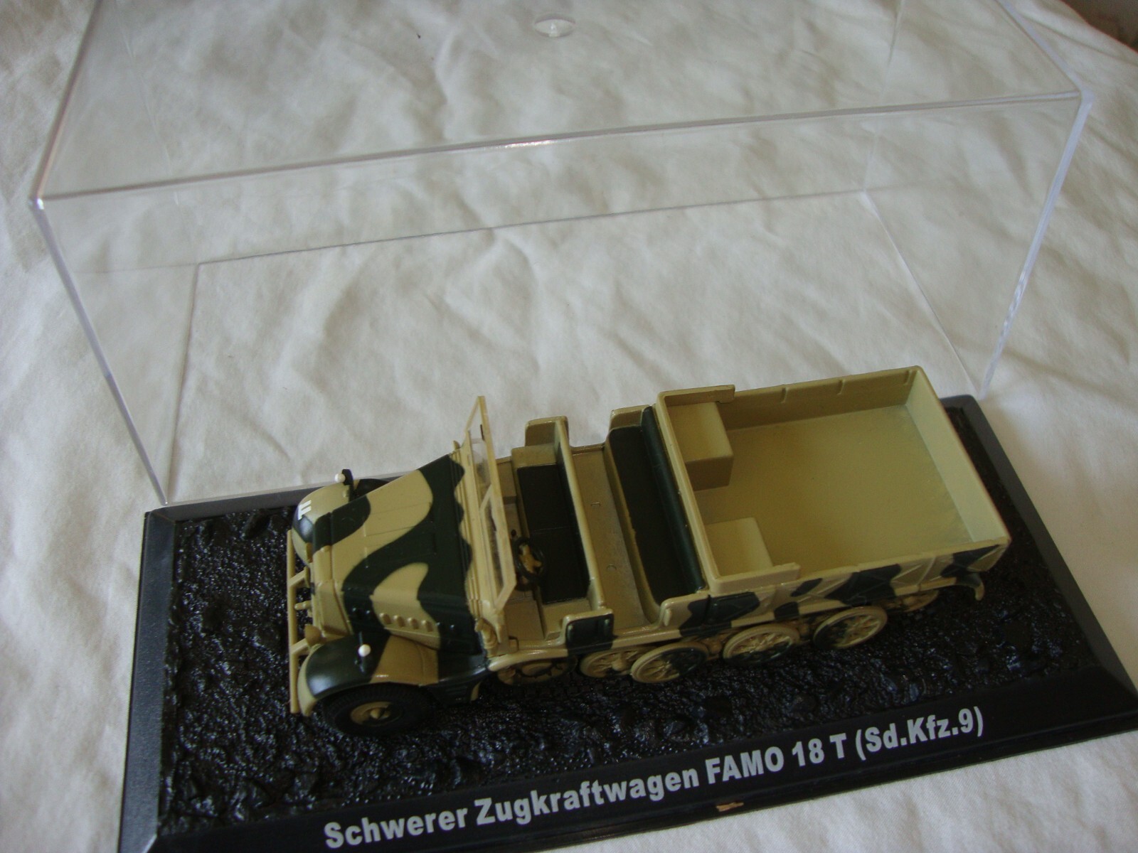 Picture 4 of 6