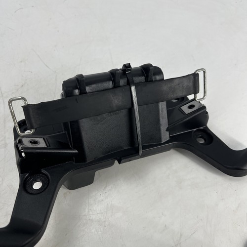 Triumph Tiger Explorer 1200 2012-2015 Seat Bridge Moulding Pt.no T2304494 #K1 - Picture 14 of 14