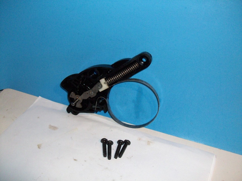 CHAIN BRAKE ASSEMBLY FOR POULAN P3314 P3416 P4018 CHAINSAW 530071893