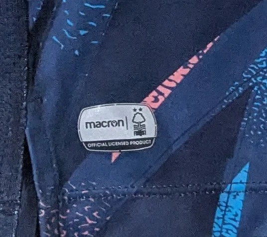 Kids 9/10 Years 2022/23 Macron Nottingham Forest Football Club 3rd Shirt - Image 4 of 4