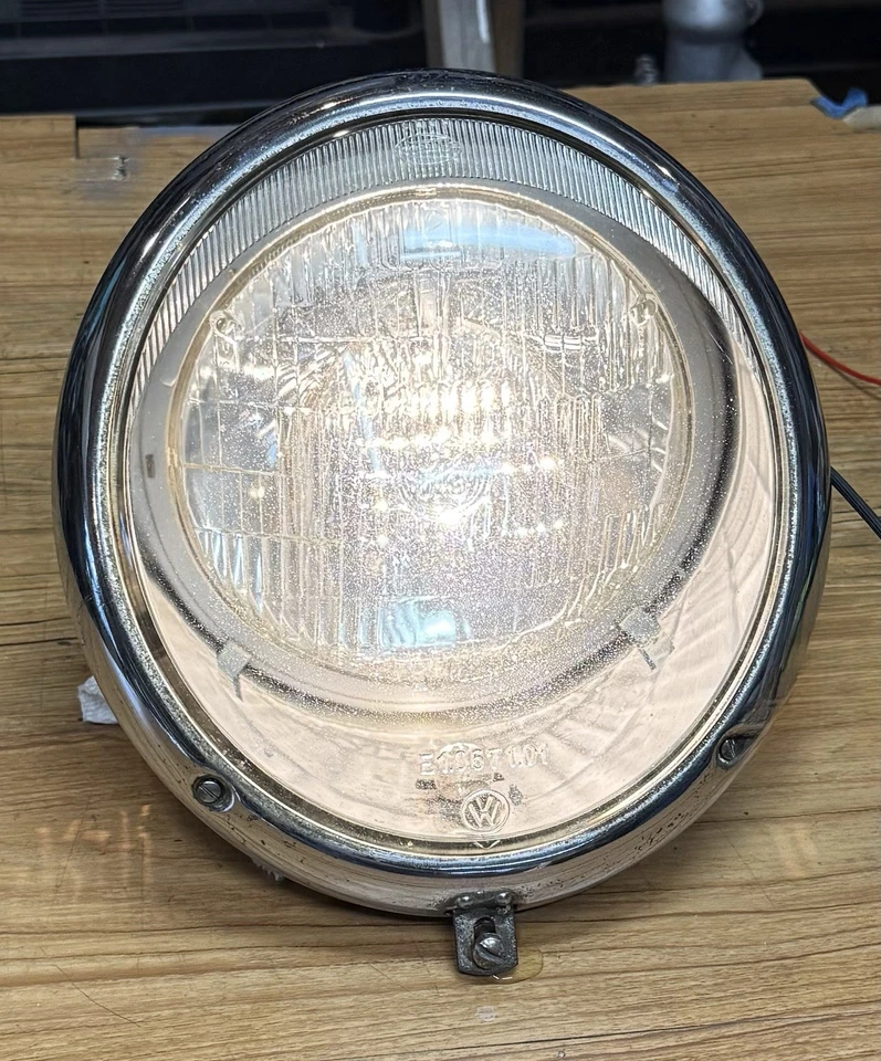 Conjunto de faróis vintage 1959 -1966 Volkswagen Bug Beetle Bus Hella 111941037A - Imagem 2 de 4