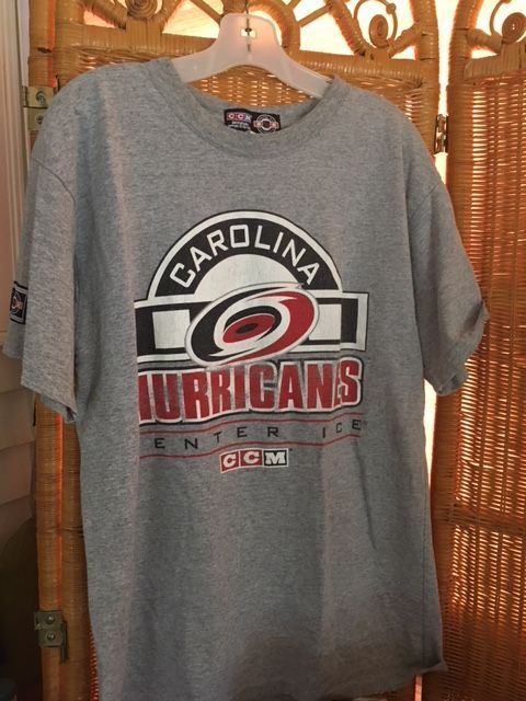 Gray VTG NHLCarolina Hurricanes CCM Tee shirt L chest 45