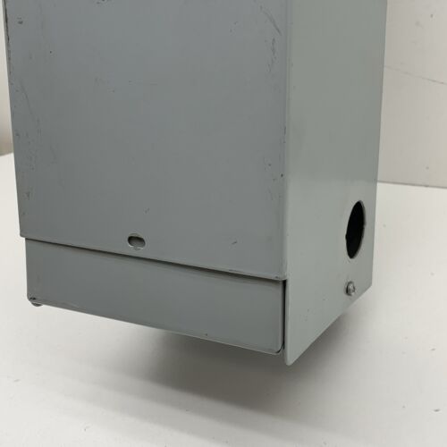 ACME T-1-13075 Outdoor NEMA 3R Trafo 2,0kVA PRI: 120/240V SEC: 16/32V - Bild 5 von 13