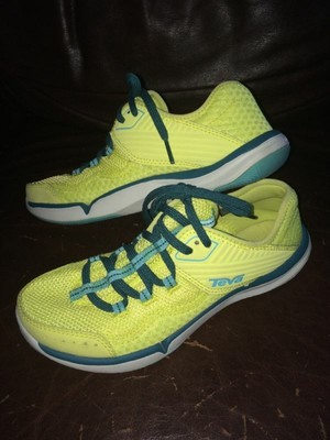 neon yellow womens shoes