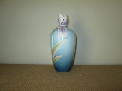 New FRANZ COLLECTION Turquoise w/ Lavender Iris Porcelain Retired Vase; # XP1811
