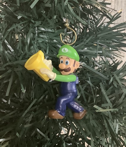 Luigi Christmas Holiday Ornament - Picture 2 of 2