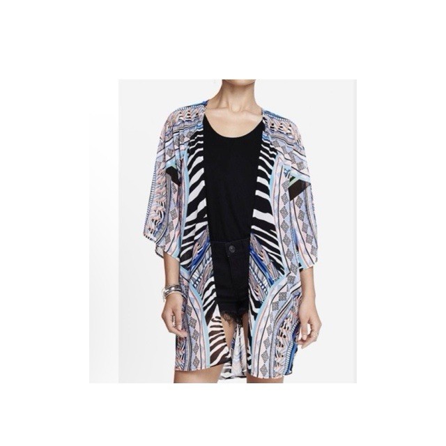 Express Geometric Patterned Sheer Short Sleeve Ki… - image 6