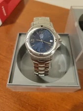 Mens ESQ Swiss Watch *Needs a battery