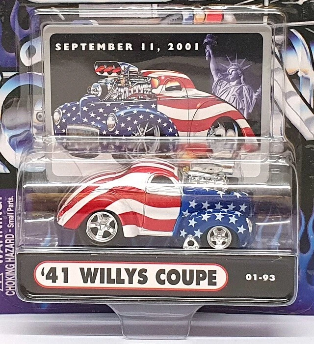 Muscle Machines 1/64 Scale 71151 01-93 - 1941 Willys Coupe - Stars & Stripes - Image 4 of 4