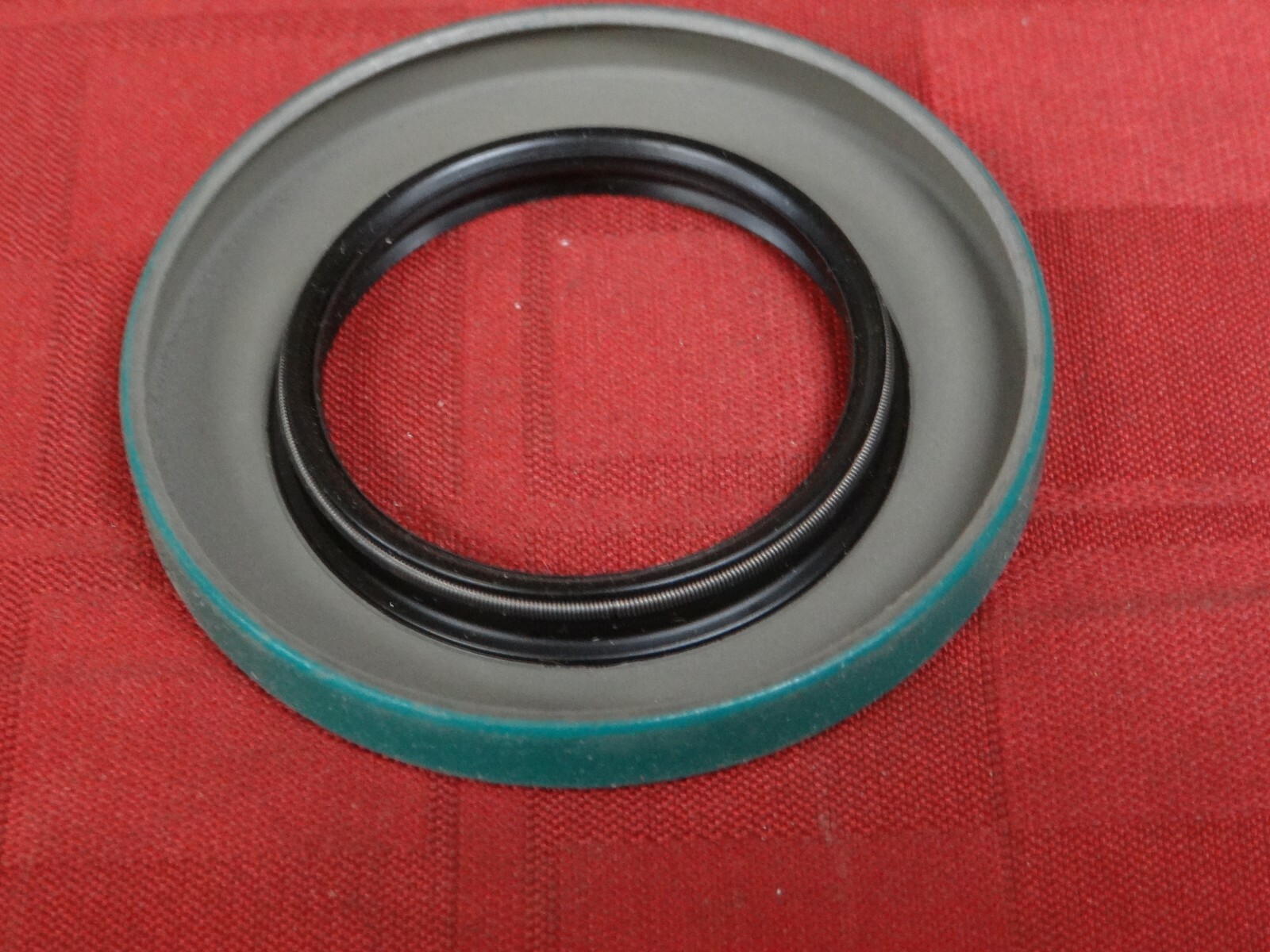 SKF Wheel Seal / Oil Seal Part No 15142 (New In Box) *NOS* eBay