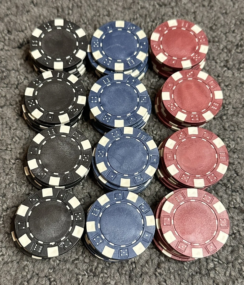 Vintage 1950's Clay Poker Chip Set Denominations 687 Chips