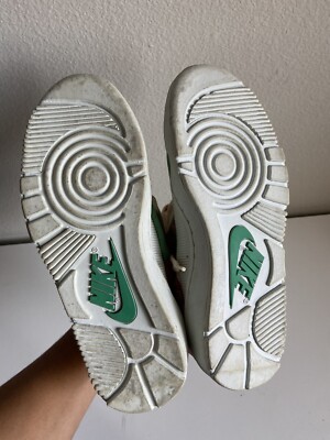 Vintage 1987 Nike Outbreak Canvas Sneakers Shoes Size 9 Made In