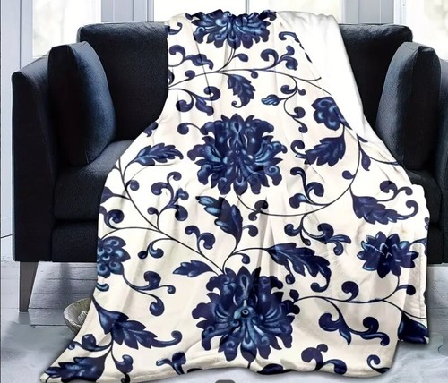 Victorian Trading Blue White Dalilah Minky Fleece Throw Blanket 60x80 White 13A - Picture 2 of 2